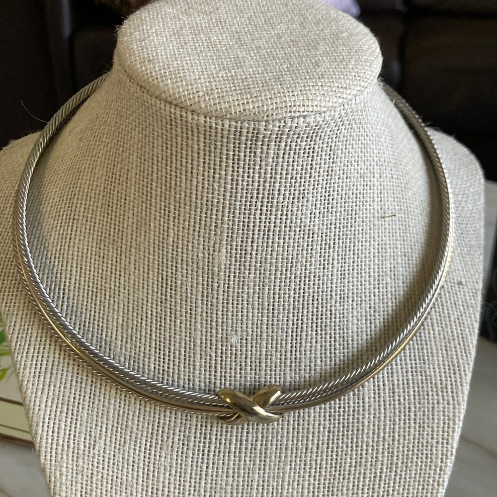 Beautiful in the style of David Yurman collar necklace